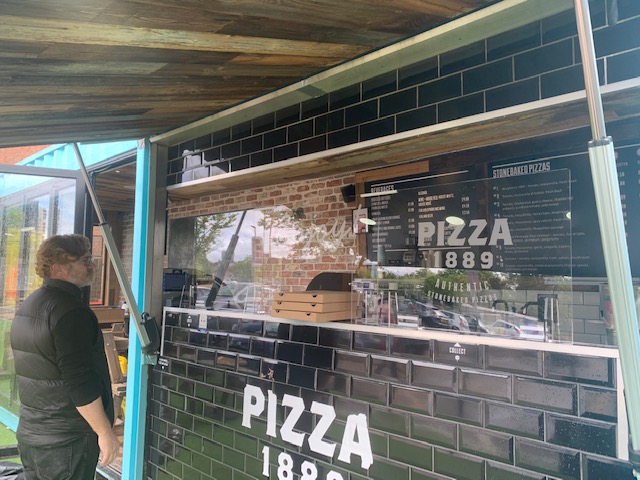 Protective acrylic screens in pace at Pizza1889